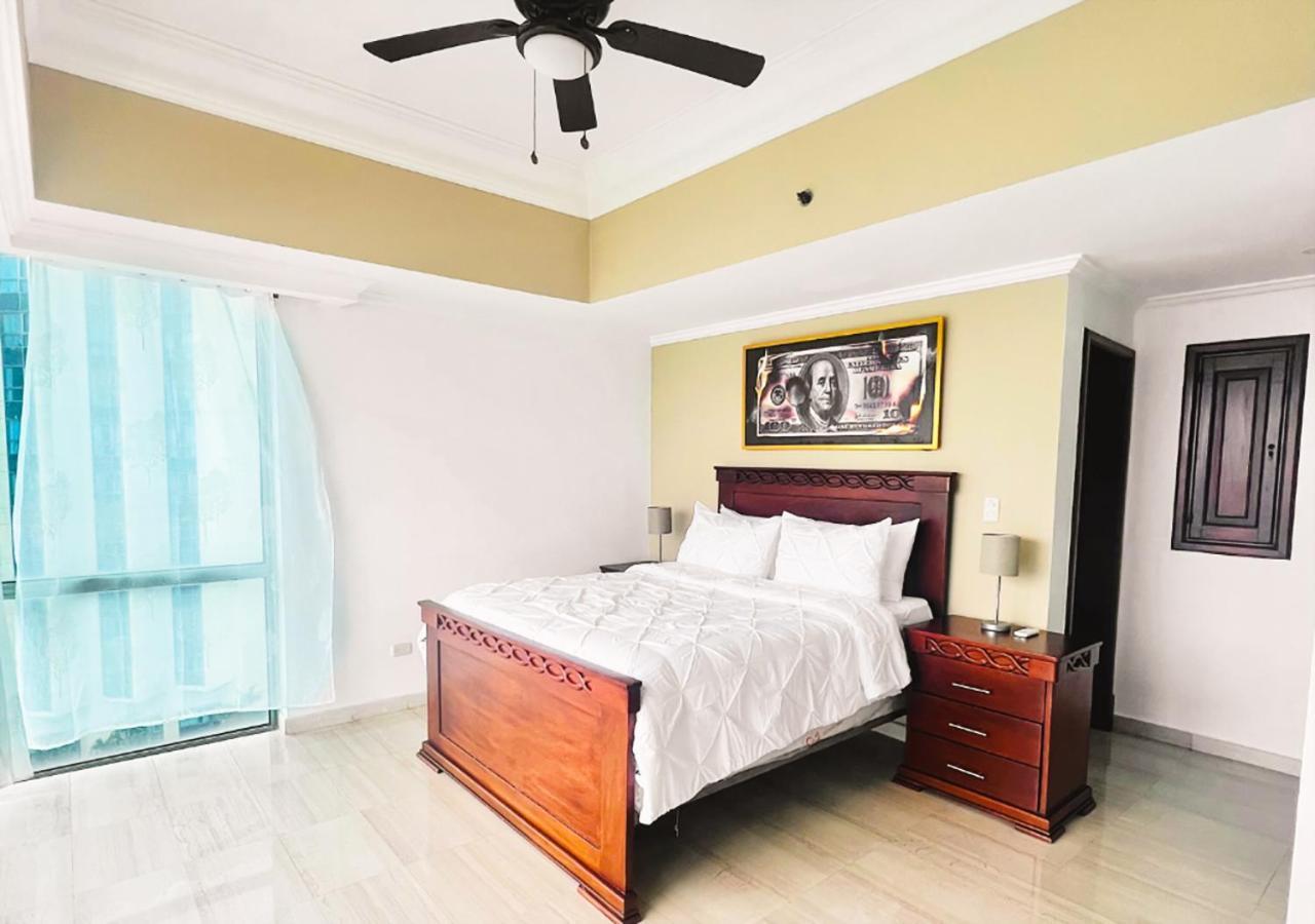 شقة Exclusive 3 Bdr, Gym & Pool, Seaview, Luxury Tower سانتو دومينجو المظهر الخارجي الصورة